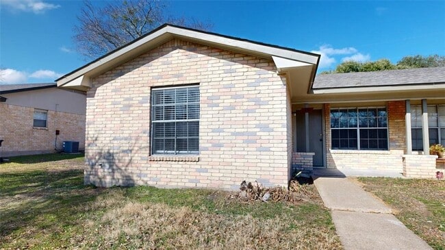 property at 1443 Hawk Tree Dr