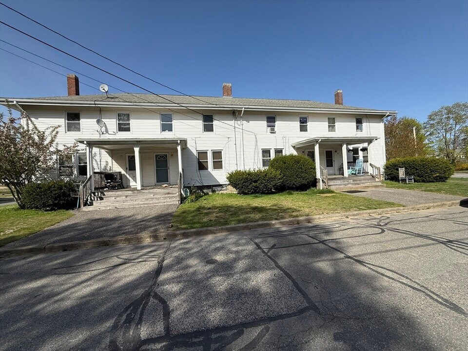 17-23-23 Park Rd in Plymouth, MA - Building Photo