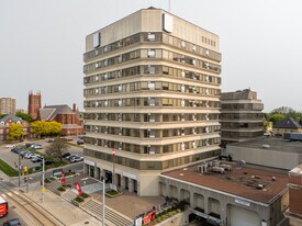 30 Duke in Kitchener, ON - Building Photo