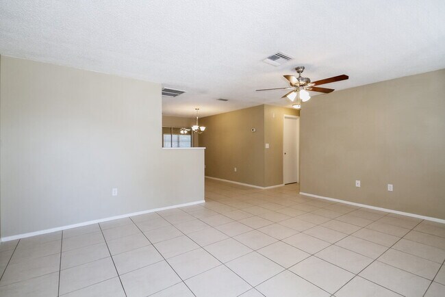 12053 Shadow Ridge Blvd in Hudson, FL - Building Photo - Building Photo