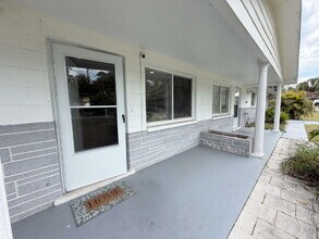 5342 Cedar Ln in New Port Richey, FL - Building Photo - Building Photo