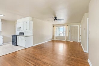 310 S 8th St in Broken Arrow, OK - Building Photo - Building Photo