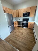 16 Flint St, Unit 3 in Somerville, MA - Building Photo - Building Photo