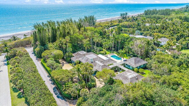 330 S Beach Rd in Hobe Sound, FL - Building Photo - Building Photo