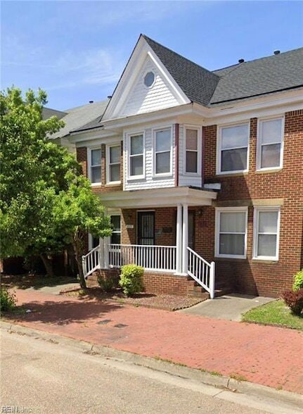 property at 622 South St