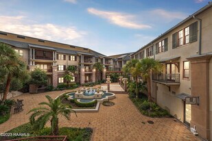 605 Silverstone Rd in Lafayette, LA - Building Photo