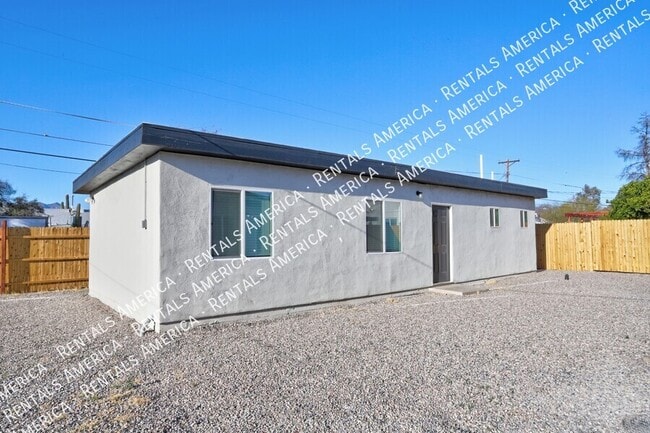 property at 4733 E 18th St