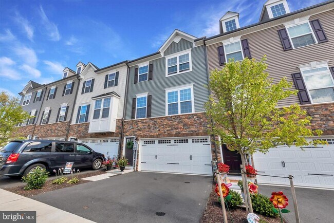 256 Stallion St in Frederick, MD - Building Photo - Building Photo