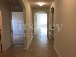 1013 NW 1st Ave in Cape Coral, FL - Building Photo - Building Photo
