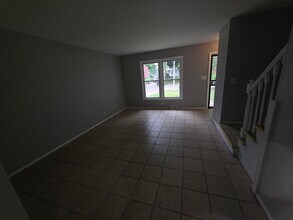 6508-6510-6510 N 56th St in Milwaukee, WI - Building Photo - Building Photo