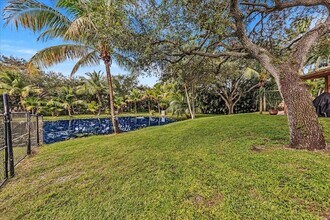 2931 SW 108th Way, Unit 1511 in Davie, FL - Building Photo - Building Photo