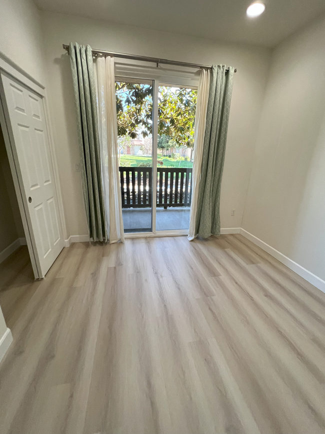 1039 Thyme Walkway in San Jose, CA - Building Photo - Building Photo