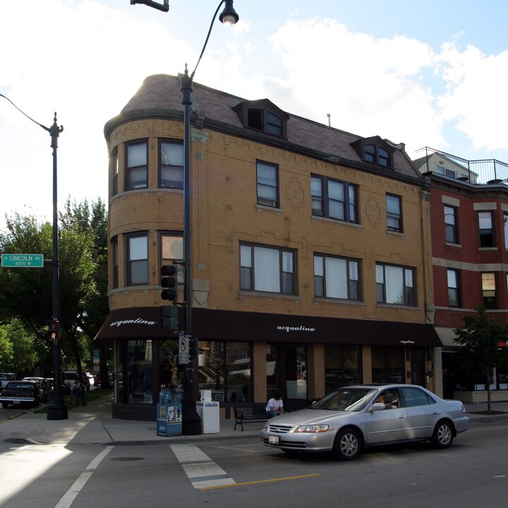 4361 N Lincoln Ave in Chicago, IL - Building Photo