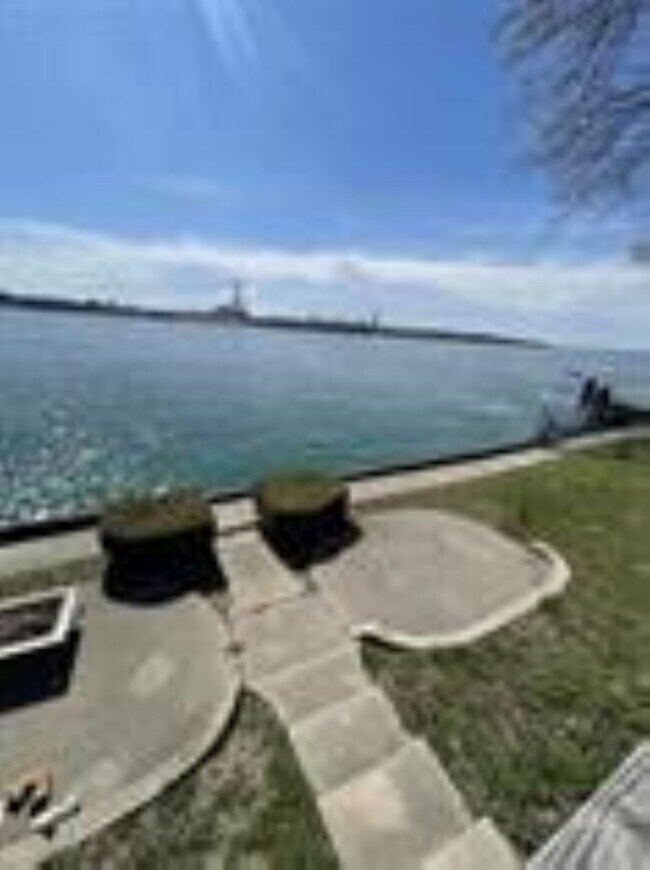 3382 Military St Rentals in Port Huron, MI