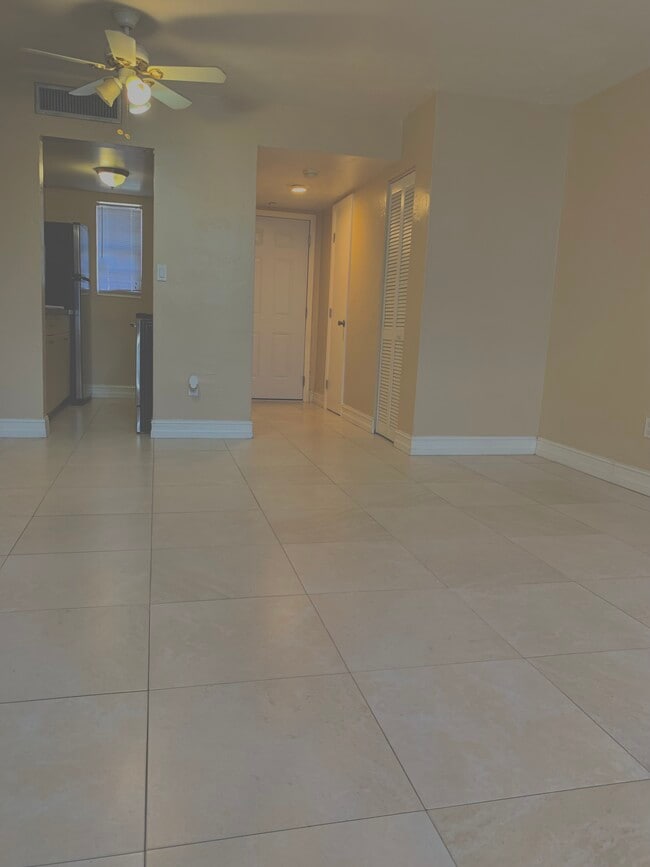 property at 10901 N Kendall Dr