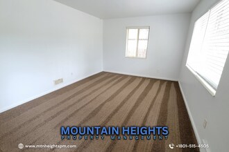 715 Pearl Harbor St in Salt Lake City, UT - Building Photo - Building Photo