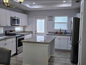 4101 Andrea Ct in Laredo, TX - Building Photo - Building Photo