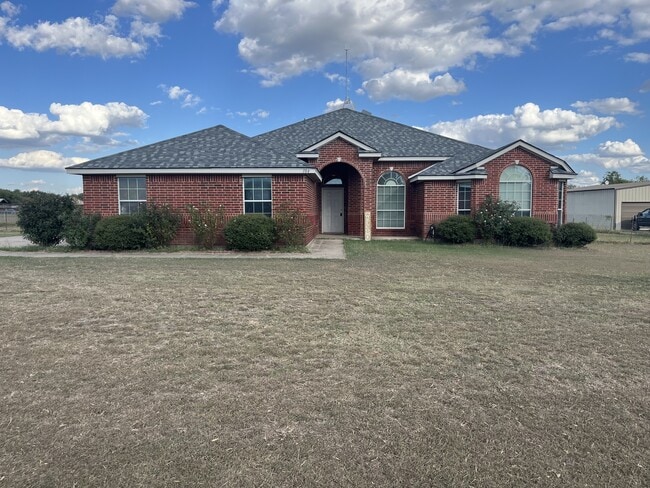 property at 104 Cinnamon Ct