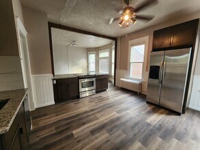2717 Aldrich Ave N, Unit 1 in Minneapolis, MN - Building Photo - Building Photo