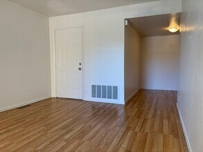 4834 S Highland Cir in Holladay, UT - Building Photo - Building Photo