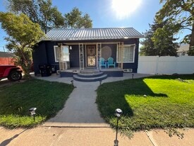 230 N 700 W in Cedar City, UT - Building Photo