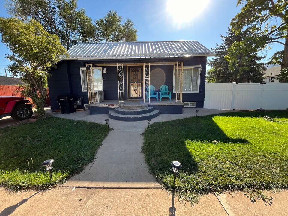 230 N 700 W in Cedar City, UT - Building Photo