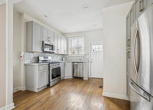 3152 Agate St in Philadelphia, PA - Building Photo - Building Photo