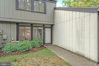 3138 Babashaw Ct in Fairfax, VA - Building Photo - Building Photo