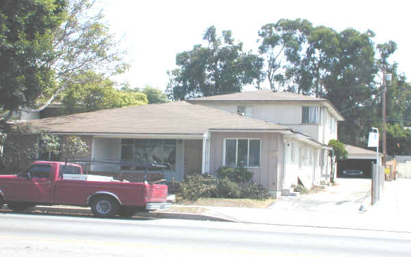 3726 S Centinela Ave in Los Angeles, CA - Building Photo