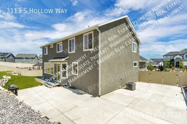 3113 S Hollow Way in Saratoga Springs, UT - Foto de edificio - Building Photo