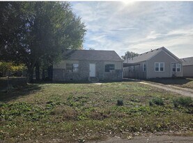 514 Noble St in Perry, OK - Building Photo