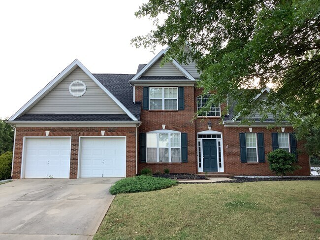 102 Edenberry Ct