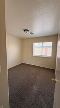 4509 N 88th Ave in Phoenix, AZ - Building Photo - Building Photo