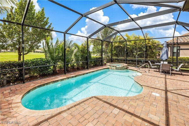 28692 Derry Ct in Bonita Springs, FL - Building Photo - Building Photo
