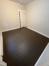 960 W Delaware Ave in Toledo, OH - Building Photo - Building Photo