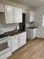 99 Tower St in Huntington Station, NY - Building Photo