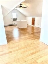 6 Porter St, Unit 2 in Watertown, MA - Foto de edificio - Building Photo