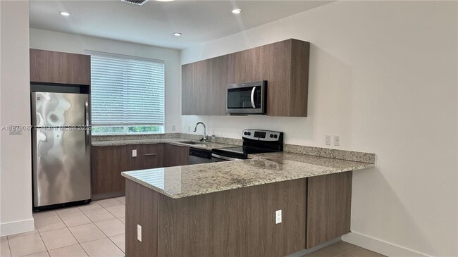 519 NE 121st St in North Miami, FL - Building Photo - Building Photo