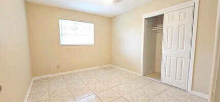151 NE 185th Terrace in Miami, FL - Building Photo - Building Photo