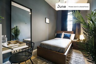 Room in Shared 5 bed/1 bath home in New York, NY - Building Photo