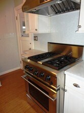 8023 18th Ave NE in Seattle, WA - Building Photo - Building Photo