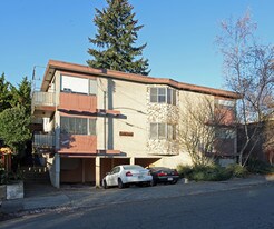 4267 Woodland Park Ave Apartments