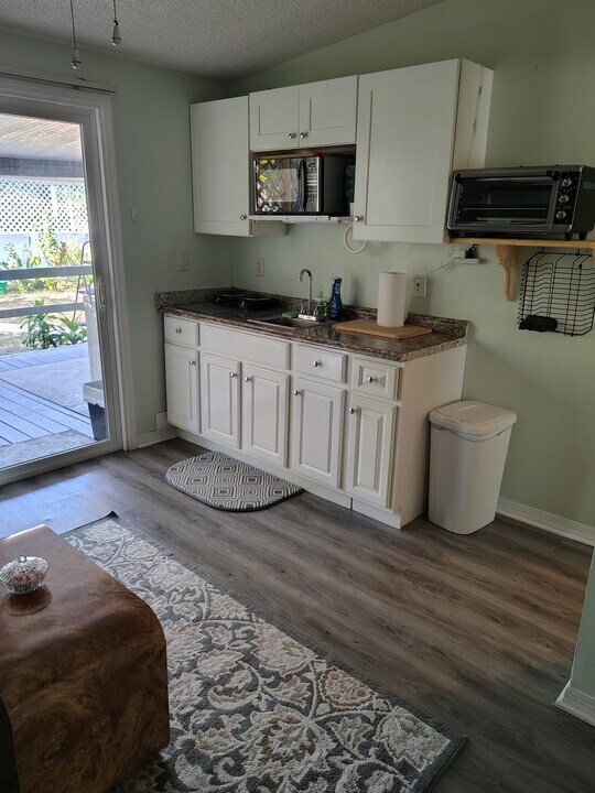 8001 Formby St, Unit 2 in Riverview, FL - Foto de edificio