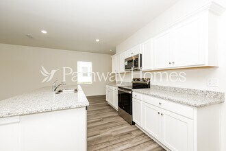 1069 Large Poppy Dr in La Vergne, TN - Building Photo - Building Photo