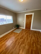 166 16th Ave, Unit Unit B in Seattle, WA - Foto de edificio - Building Photo