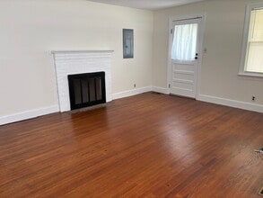 1014 Ousleydale Rd in Hartsville, SC - Building Photo - Building Photo