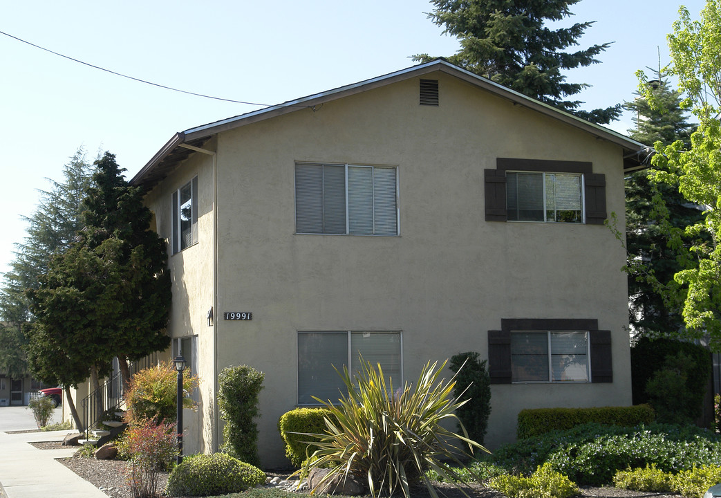 19991 Santa Maria Ave in Castro Valley, CA - Building Photo