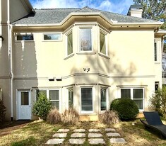 3930 Paper Mill Rd SE, Unit Garden Apartment in Marietta, GA - Building Photo