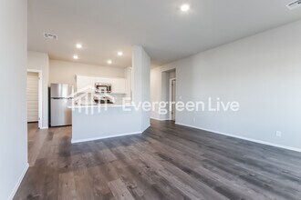 2101 S Lakin Ln in Claremore, OK - Building Photo - Building Photo