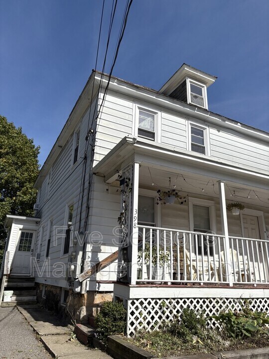 398 North St in Burlington, VT - Building Photo
